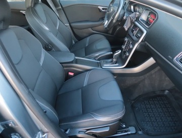 Volvo S40 II 2015 Volvo V40 2.0 D3, Automat, Skóra, Navi, Xenon, zdjęcie 8