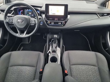Toyota Corolla XII TS Kombi 1.8 Hybrid 122KM 2022 Toyota Corolla Toyota Corolla 1.8 Hybrid ComfortTech, ASO, 1 Wlasciciel, V, zdjęcie 2