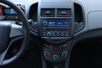 Chevrolet Aveo T300 Sedan 1.2 86KM 2013 Chevrolet Aveo 1.2 i 16V, Salon Polska, zdjęcie 12