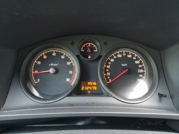 Opel Zafira B 1.6 Twinport ecoFLEX 115KM 2009 Opel Zafira 1.6 Benzyna 116KM Klima Pod. fotele 7-, zdjęcie 12