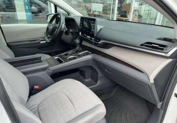 Toyota Sienna III 2020 Toyota Sienna Toyota Sienna 2.5 Hybryda 245KM, zdjęcie 15