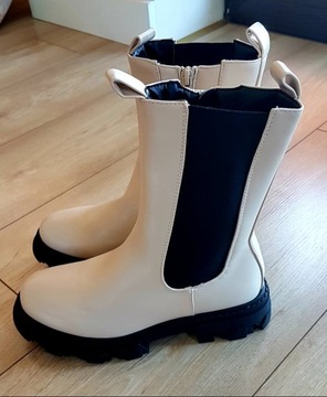 Buty botki dziewczęce beżowe 31 WYPRZEDAŻ