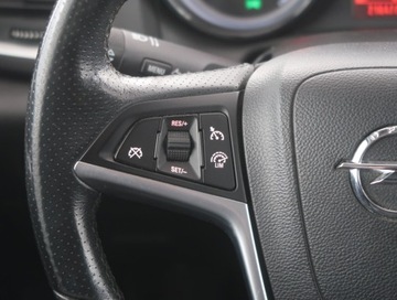 Opel Astra J GTC 1.7 CDTI ECOTEC 110KM 2014 Opel Astra 1.7 CDTI, Xenon, Klima, Klimatronic, zdjęcie 15