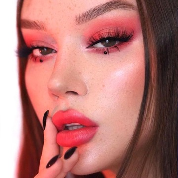 Накладные ресницы на полоске 6D шелк черный + цвета 7 пар толстые мягкие