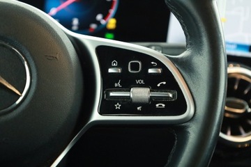 Mercedes GLB SUV 2.0 220d 190KM 2021 Mercedes GLB GLB 220 d 4MATIC, Salon Polska, zdjęcie 15