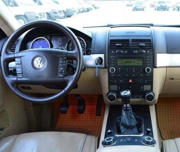 RAMKA RADIOWA VW TOUAREG T5 MULTIVAN CARAVELL 1DIN