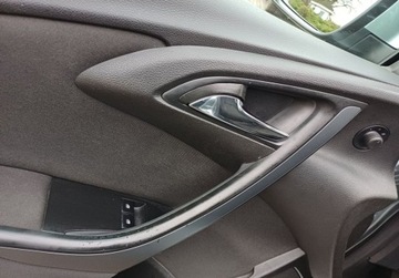 Opel Astra J Sedan 1.6 Twinport ECOTEC 115KM 2014 Opel Astra 257 1.6 Active 115 KM Salon Polska 1.6 Benzyna 115KM, zdjęcie 15