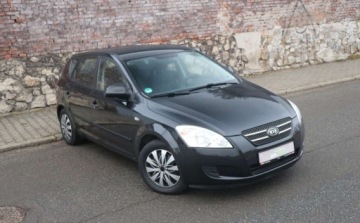 Kia Ceed I Hatchback 1.4 109KM 2009 Kia Ceed Kia Ceed I Kia Ceed I 1.4 1,4 16V KLimatyzacja Multifunkcja Kompu, zdjęcie 5