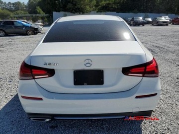 Mercedes CLA C118/X118 2019 Mercedes-Benz CLA 2019 r., 2,0L A 220 2.0 Benzyna 208KM, zdjęcie 4