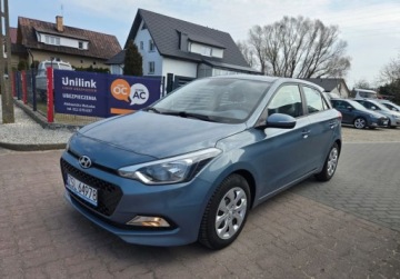 Hyundai i20 II Coupe 1.2 MPI 84KM 2017 Hyundai i20 Swiezo sprowadzony Zarejestrowany Ubezpieczony. 1.2 84KM