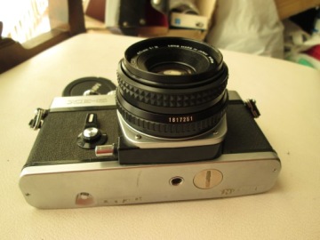 MINOLTA XE-5 С MINOLTA 45 / 2