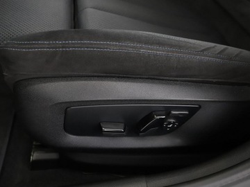 BMW Seria 5 G30-G31 Touring 520d 190KM 2018 BMW 520 FV23 520d Automat xDrive M Sport Nawigacja, zdjęcie 37