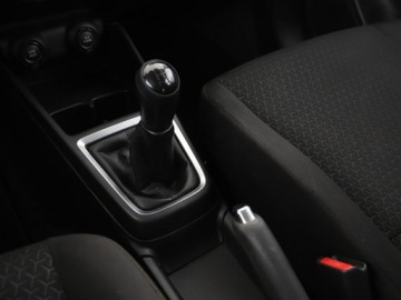 Suzuki Swift VI Hatchback Facelifting 1.2 DualJet SHVS 83KM 2021 Suzuki Swift mHEV klima tempomat, zdjęcie 25