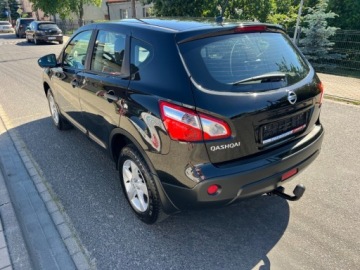 Nissan Qashqai I Crossover Facelifting  1.6 117KM 2013 Nissan Qashqai AUTOMAT KLIMATYZACJA GRZANE FOTELE EL.SZYBY ALUFELGI HAK SE, zdjęcie 1