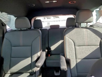  GMC Acadia At4 2025 2.5 Benzyna 228KM, zdjęcie 3