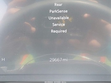 Jeep Grand Cherokee V 2023 Jeep Grand Cherokee L Overland 2023 3.6l 3.6 Benzyna 293KM, zdjęcie 11