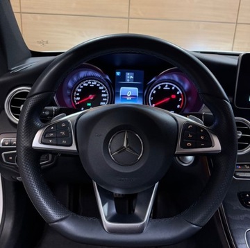 Mercedes Klasa C W205 Coupe 250 211KM 2016 Mercedes-Benz Klasa C 250 AMG salon Polska R CARS Warszawa 2.0 Benzyna, zdjęcie 13