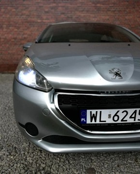 Peugeot 208 I Hatchback 3d 1.2 VTI 82KM 2013 Peugeot 208 Czujniki Kamera niski przebieg Gwarancja w cenie WarszawaVLAV, zdjęcie 34