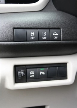 Suzuki Swift VI Hatchback Facelifting 1.2 DualJet SHVS 83KM 2026 Suzuki Swift 2026 Elegance 1.2 mild Hybrid 2WD CVT Flame Orange Pearl 1.2, zdjęcie 9