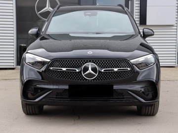 Mercedes GLC C254/X254 2025 MERCEDES-BENZ GLC 300 e 4-Matic AMG Line 2.0 (360KM) 2025, zdjęcie 1