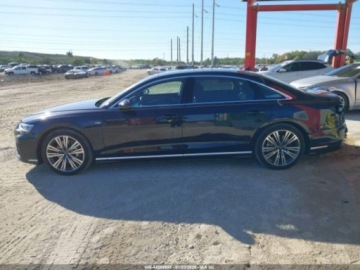 Audi A8 D5 2023 Audi A8 L 55 Tfsi Quattro Tiptronic 2023 3.0 Benzyna 335KM, zdjęcie 2