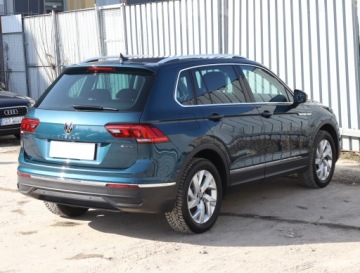 Volkswagen Tiguan II SUV Facelifting 2.0 TSI 190KM 2022 VW Tiguan 2.0 TSI, Salon Polska, 1. Właściciel, zdjęcie 4