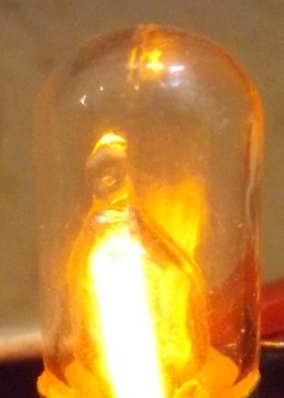 Неоновая лампа 220В NW3065 резьба Е10 ПОЛАМ - цена за 2 шт.