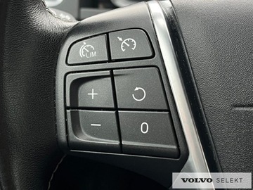 Volvo S60 II Sedan Facelifting 2.0 T3 DRIVE-E 152KM 2018 Volvo S60 FV23% SalonPL T3 RDesign Momentum Biksen, zdjęcie 24