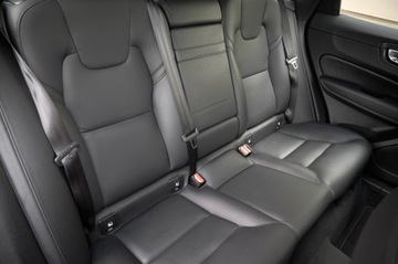 Volvo XC60 II Crossover D3 150KM 2018 SZARE XC60 __ PIĘKNIE UTRZYMANE __KUBEŁKOWE FOTELE, zdjęcie 30