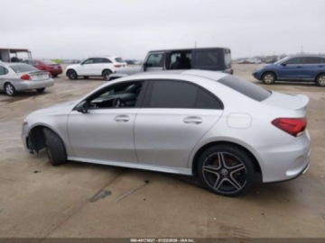 Mercedes Klasa A W177/V177 2020 Mercedes-Benz Klasa A 2020 Mercedes-Benz A-Class A 220 4MATIC Sedan 2.0, zdjęcie 1