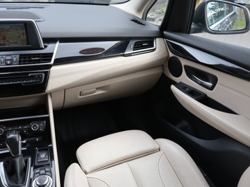 BMW Seria 2 F22-F23-F45-F46 Gran Tourer 218d 150KM 2015 BMW 2 Gran Tourer 218d Gran Tourer, Automat, zdjęcie 7