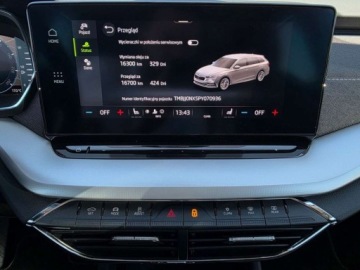 Skoda Octavia IV Liftback 2.0 TDI 150KM 2023 Skoda Octavia 2.0TDI 150KM FV23 DSG Style DCC Hak LED Matrix Head-Up Pakie, zdjęcie 16