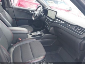 Ford Escape III 2024 Ford Escape 2024r., 4x4, 1.5L 1.5 Benzyna 180KM, zdjęcie 8