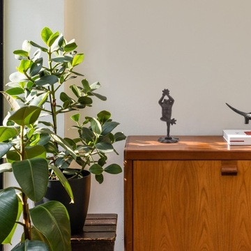 Чугунная статуя лягушки Железная статуя животного