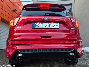 Ford Kuga II SUV Facelifting 1.5 EcoBoost 182KM 2017 Ford Kuga 1.5 EcoBoost ST-Line, zdjęcie 10