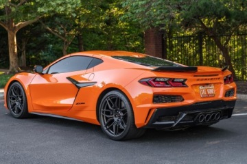 Chevrolet Corvette C7 2024 Chevrolet Corvette Z06 Coupe 2LZ 2024 6.5 Benzyna 670KM, zdjęcie 2