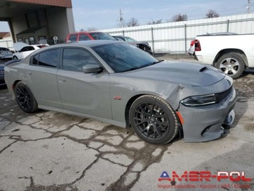 Dodge Charger VII 2017 Dodge Charger _RT_392_Scat Pack_6.4 L_485 km_2017r 6.4 Benzyna 485KM