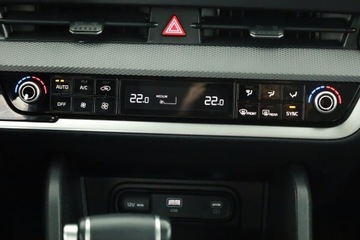 Kia Sportage V SUV 1.6 T-GDI MHEV 150KM 2023 Kia Sportage 1.6 T-GDI MHEV, Salon Polska, zdjęcie 10