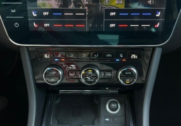 Skoda Superb III Kombi Facelifting 2.0 TDI SCR 200KM 2024 Skoda Superb LaurinKlement, Hak, CANTON, ACC, DCC, GPS, Fotel z pamiecia i, zdjęcie 26