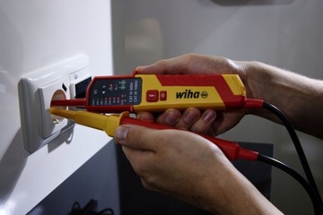 ТЕСТЕР НАПРЯЖЕНИЯ И ПРОБЛЕМНОСТИ 12–1000 В переменного тока CAT IV WIHA
