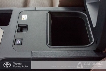 Toyota Land Cruiser VII Terenowy 5d 2.8 D-4D 204KM 2024 Toyota Land Cruiser VII (2017-) LC 2.8 D-4D 204 KM, zdjęcie 13