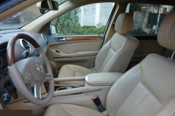 Mercedes Klasa GL X164 Off-roader Facelifting 350 BlueTEC 4MATIC 211KM 2012 Mercedes GL 350 BlueTEC 4Matic 7G-TRONIC 211KM 2012r 7 osobowy, zdjęcie 16