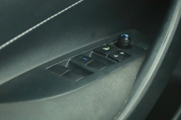 Toyota Corolla XII TS Kombi 1.2 Turbo D-4T 116KM 2019 Toyota Corolla 1.2 Turbo, Salon Polska, zdjęcie 13