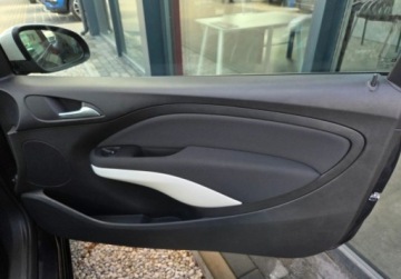 Opel Adam Hatchback 1.2 70KM 2014 Opel Adam 1.2Benz 70KM Parktronic Grz.foteleKierownica Klima Oplaty Gwaran, zdjęcie 17