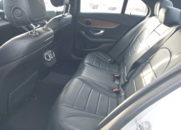 Mercedes Klasa C W205 Kabriolet Facelifting 2.0 300 258KM 2019 Mercedes-Benz Klasa C MERCEDES-BENZ C 300 4MATIC 2.0 Benzyna 259KM, zdjęcie 9