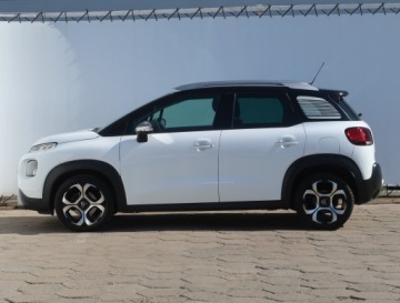Citroen C3 Aircross  I Crossover 1.2 PureTech 131KM 2017 Citroen C3 Aircross 1.2 PureTech, Salon Polska, zdjęcie 2