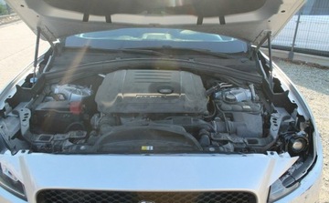 Jaguar F-Pace SUV 2.0 i4D 180KM 2016 Jaguar F-Pace 2.0 Diesel 180KM, zdjęcie 13