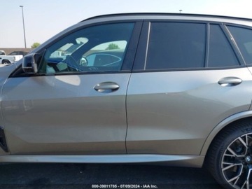 BMW X5 G05 2022 BMW X5 M 2022r, M, 4.4L, XDrive 4.4 Benzyna 523KM, zdjęcie 3