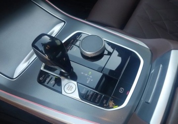 BMW X5 G05 SUV 3.0 30d 286KM 2022 BMW X5 BMW X5 xDrive30d Dostawa pod dom w cenie Dealer BMW Bonkowscy, zdjęcie 16