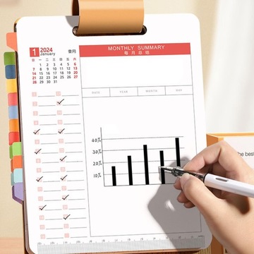 Kalendarz na biurko na rok 2024 z pojemnikiem na ołówki i kartkami z notatkami do pokoju wieloosobowego na biurku